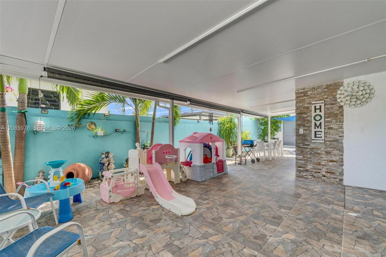 10140 NW 26th Ave, Miami, FL 33147 Photo