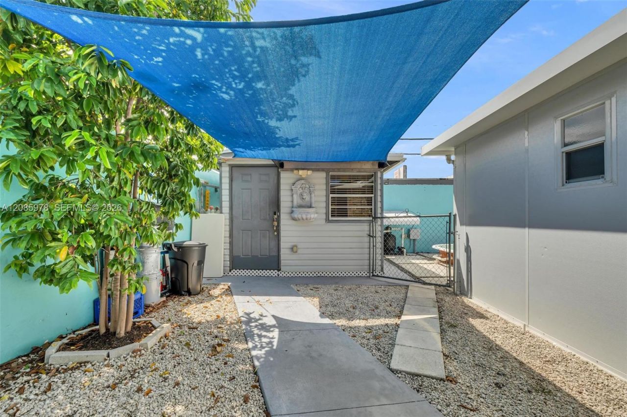 10140 NW 26th Ave, Miami, FL 33147 Photo