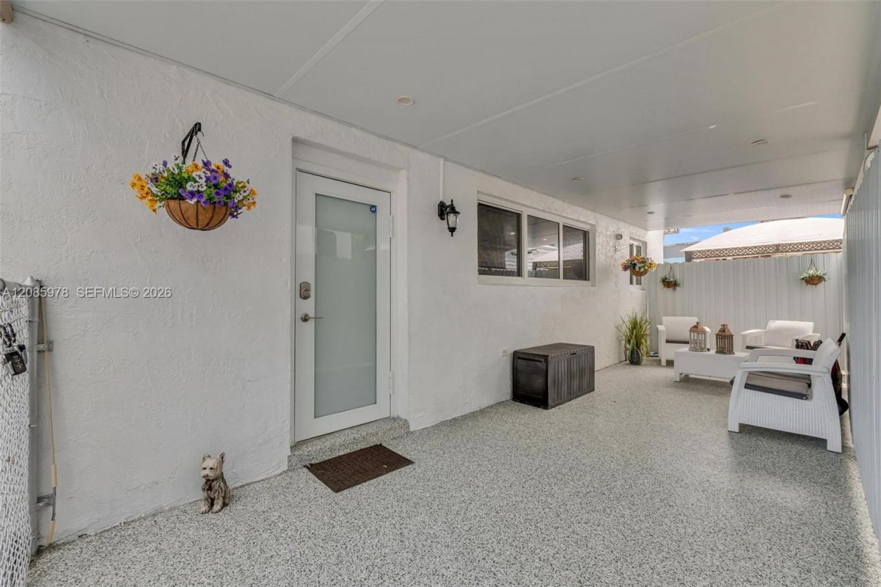 10140 NW 26th Ave, Miami, FL 33147 Photo