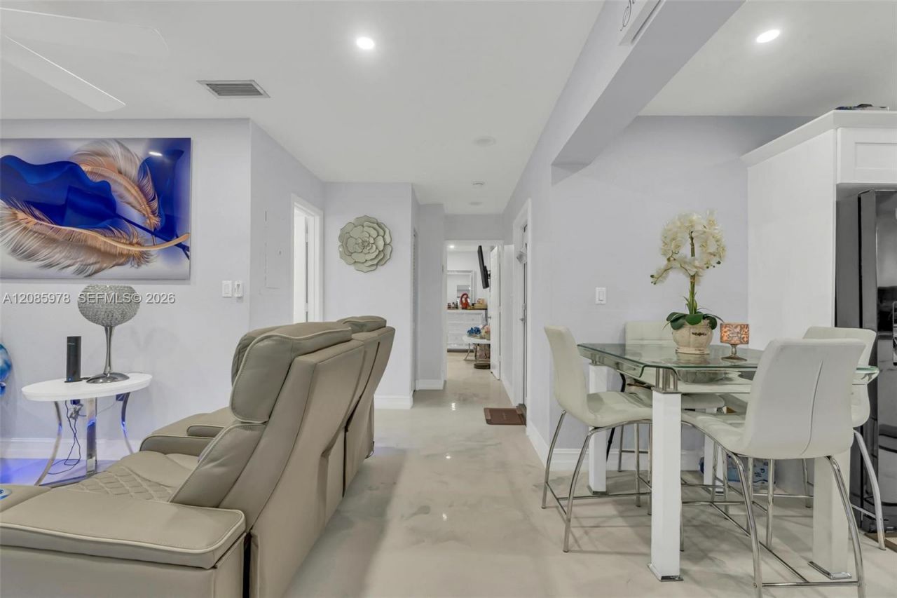 10140 NW 26th Ave, Miami, FL 33147 Photo