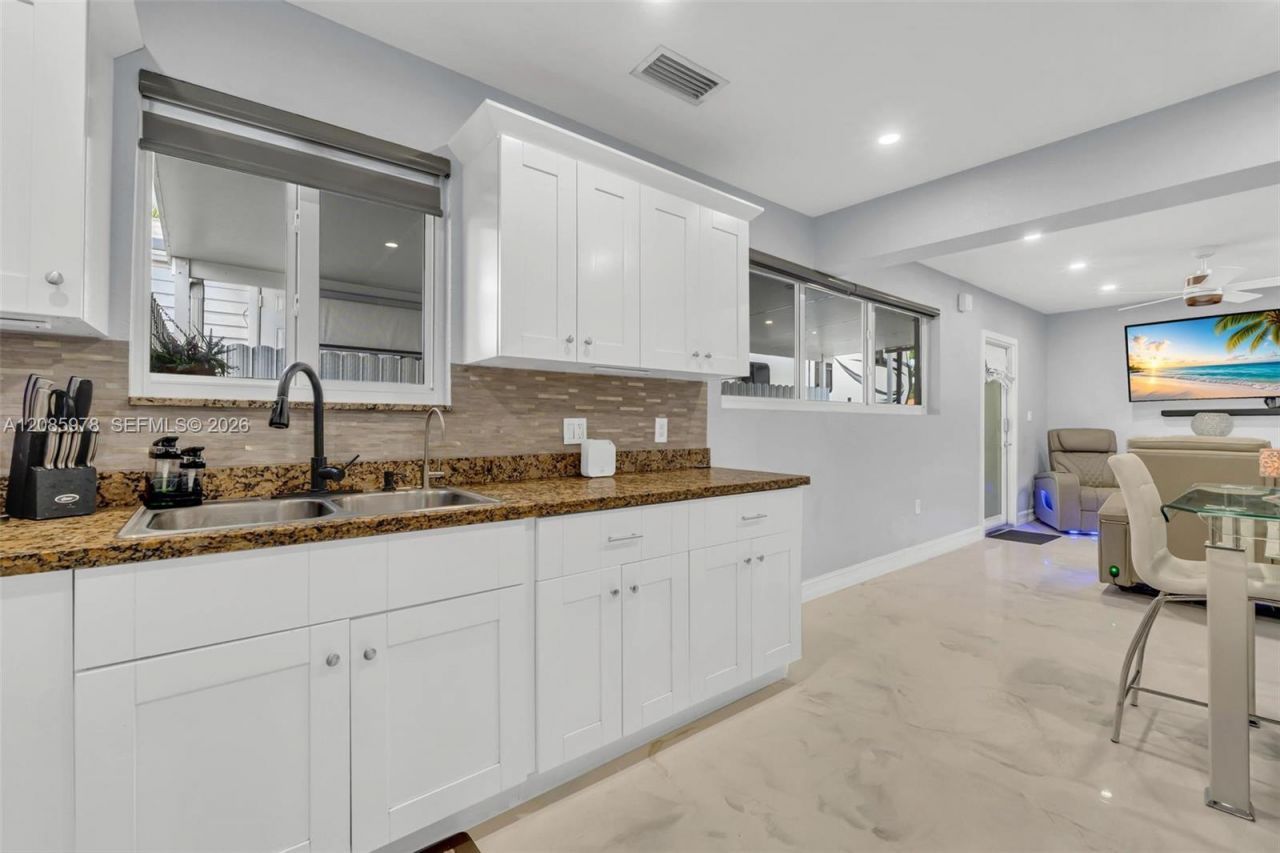 10140 NW 26th Ave, Miami, FL 33147 Photo