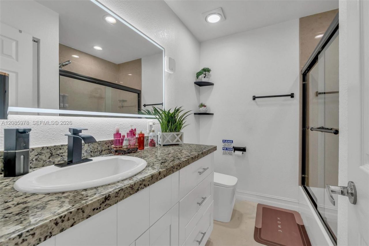 10140 NW 26th Ave, Miami, FL 33147 Photo