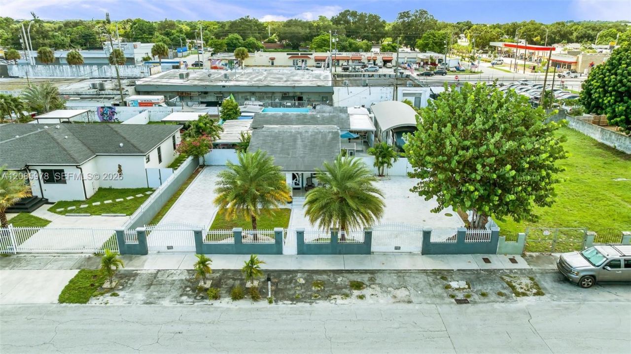 10140 NW 26th Ave, Miami, FL 33147 Photo