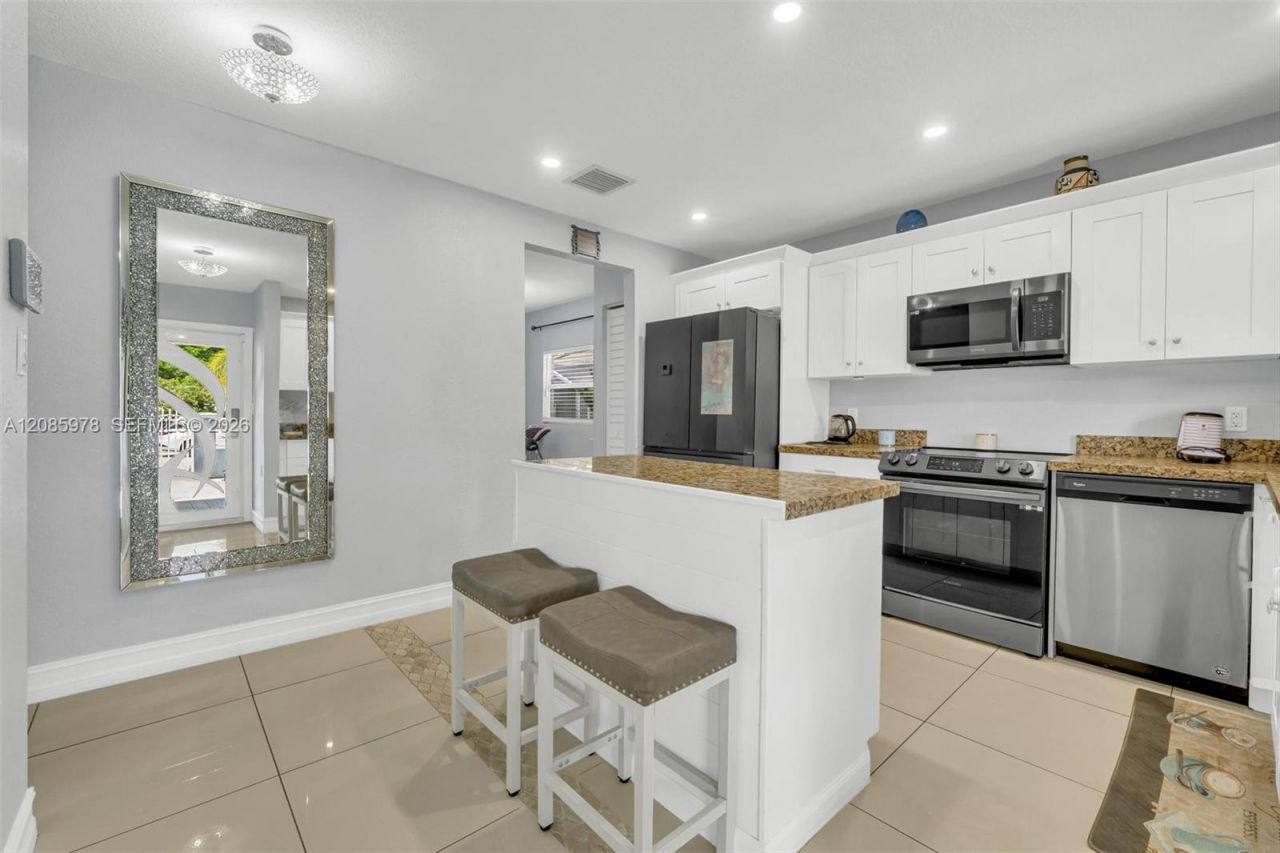 10140 NW 26th Ave, Miami, FL 33147 Photo