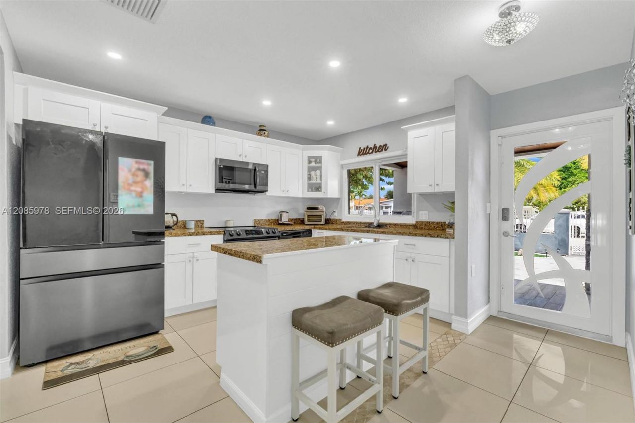 10140 NW 26th Ave, Miami, FL 33147 Photo