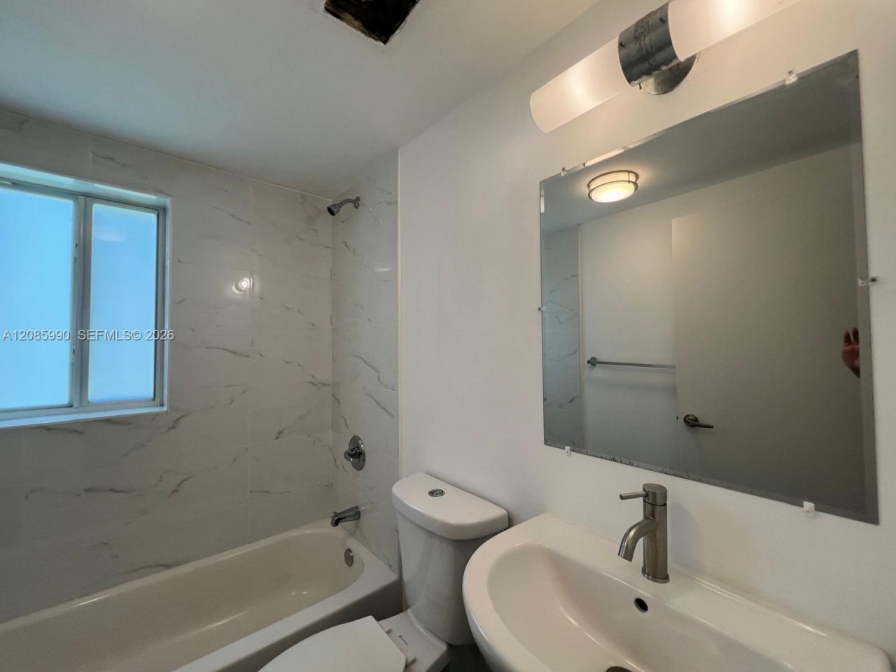 1550 NW 1st Ct, Unit 2, Miami, FL 33136 Photo