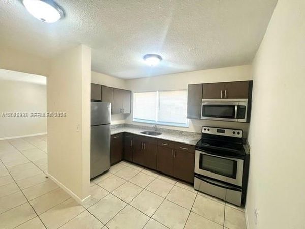 7626 NE 6th Ct , Unit 5, Miami, FL 33138