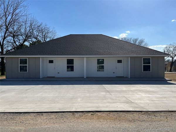 311 W Wilson Avenue , Calera, OK 74730