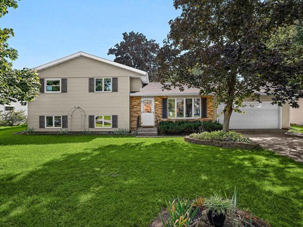 818 Miller PLACE, La Crosse, WI 54603