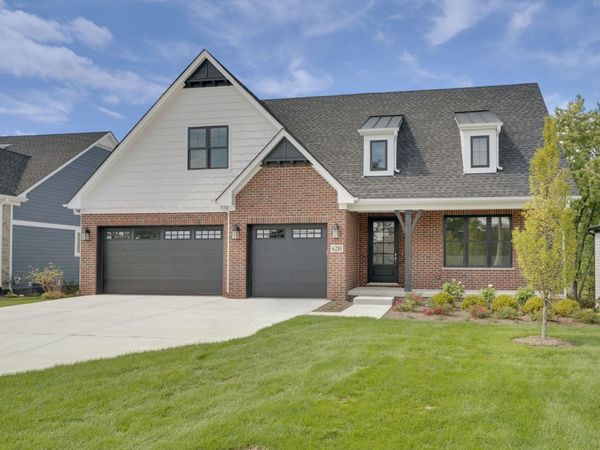 6210 Clarendon Hills (Lot 2) Road , Willowbrook, IL 60527