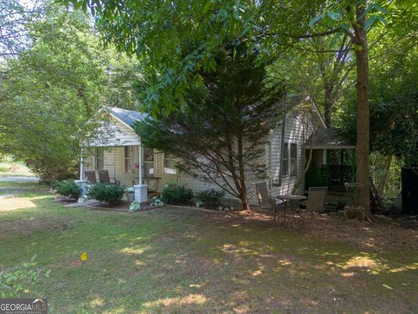 320 Pinecrest Road, Holly Springs, GA 30115