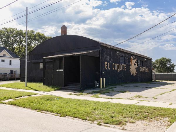 32 Lafayette Street, Waterloo, IA 50703