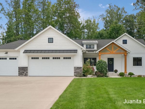 5392 Eaglepass Drive, Hudsonville, MI 49426
