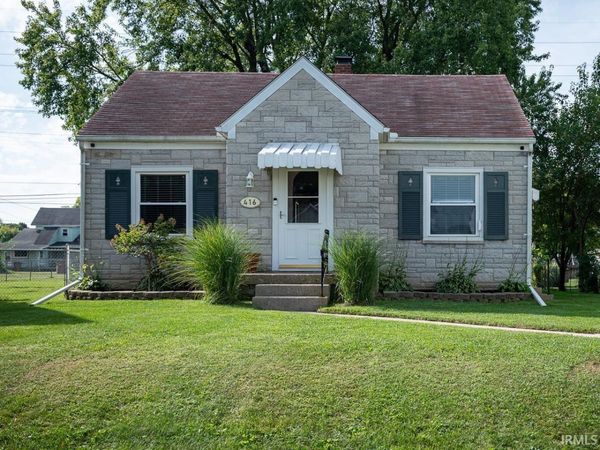 416 E North Street, Winchester, IN 47394