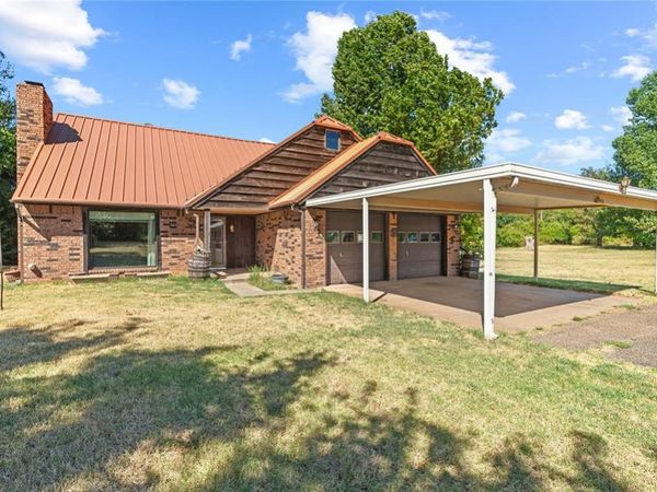 1521 E Forster Lane, Mustang, OK 73064