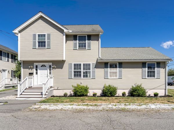 5 Wright Street, Unit B, Lowell, MA 01854