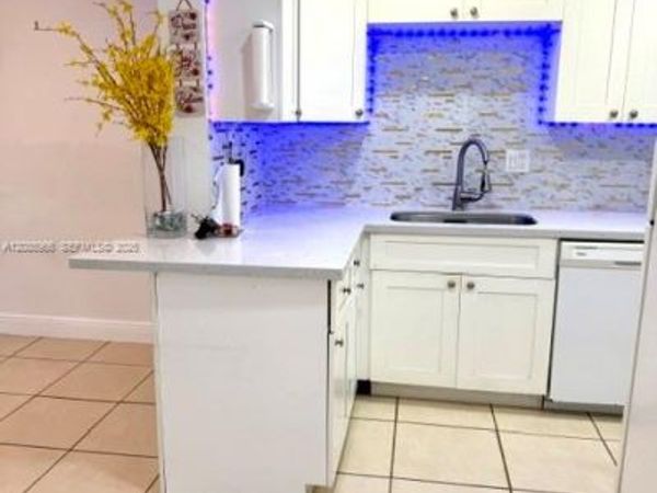 7820 S Colony Cir S , Unit 204, Tamarac, FL 33321