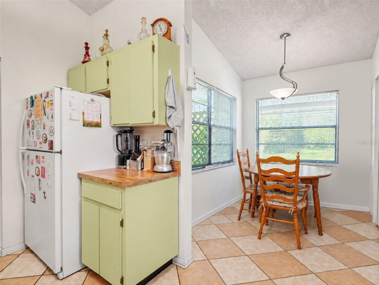 5031 Barrington Circle, Unit 601, Sarasota, FL 34234 Photo