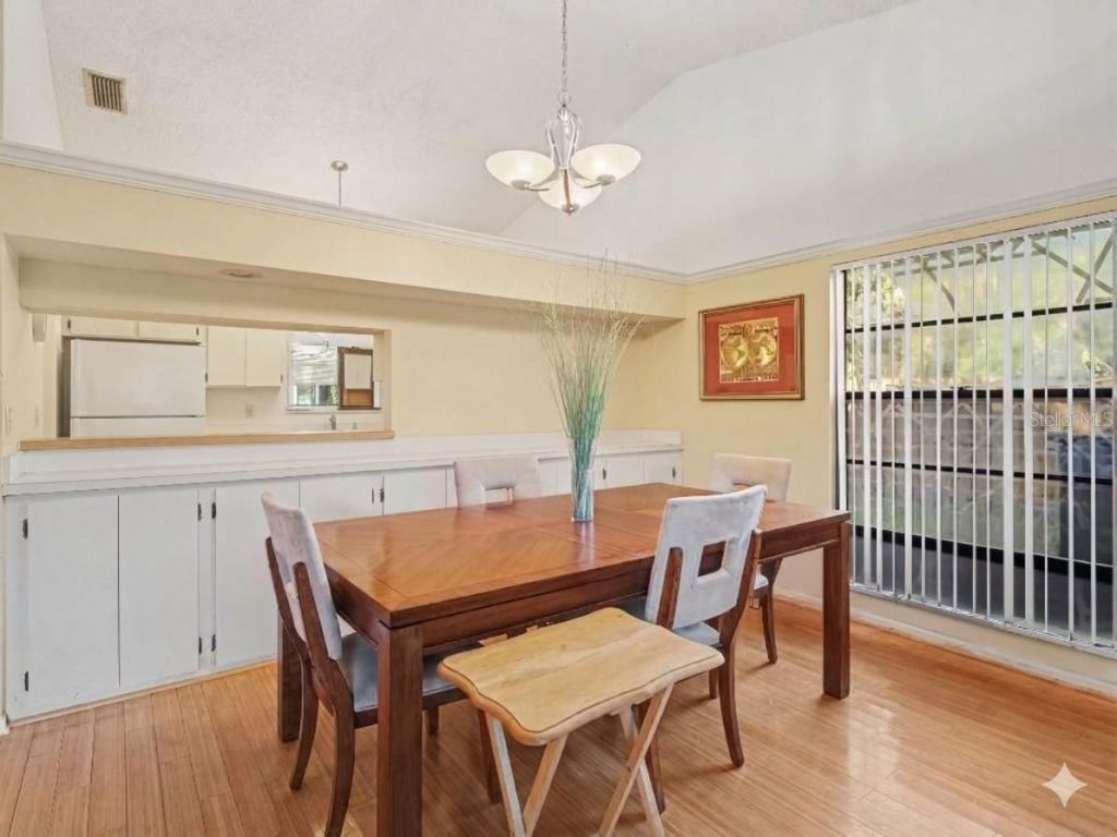 5031 Barrington Circle, Unit 601, Sarasota, FL 34234 Photo