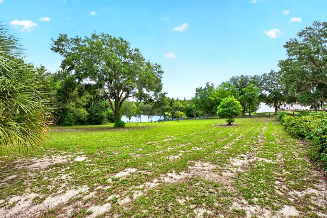 15771 SE 170th Avenue, Weirsdale, FL 32195 Photo