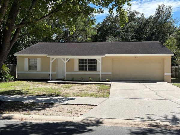 2285 CRYSTAL GROVE LANE , LAKELAND, FL 33801