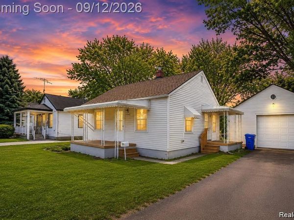 24895 Marigold Avenue , Warren, Mi 48089