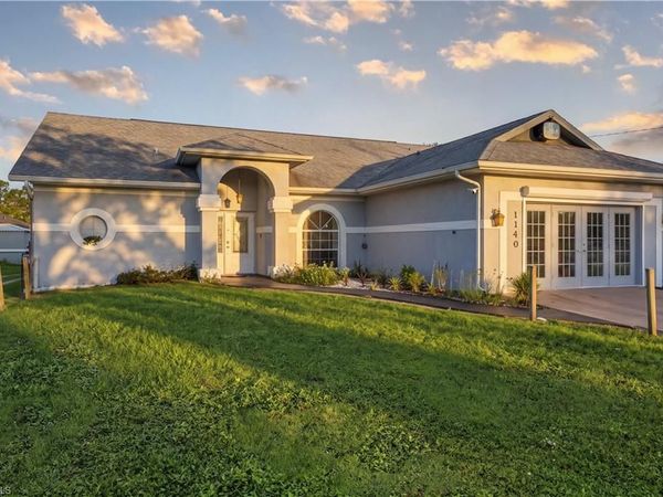 1140 Golden Gate BLVD W, NAPLES, FL 34120