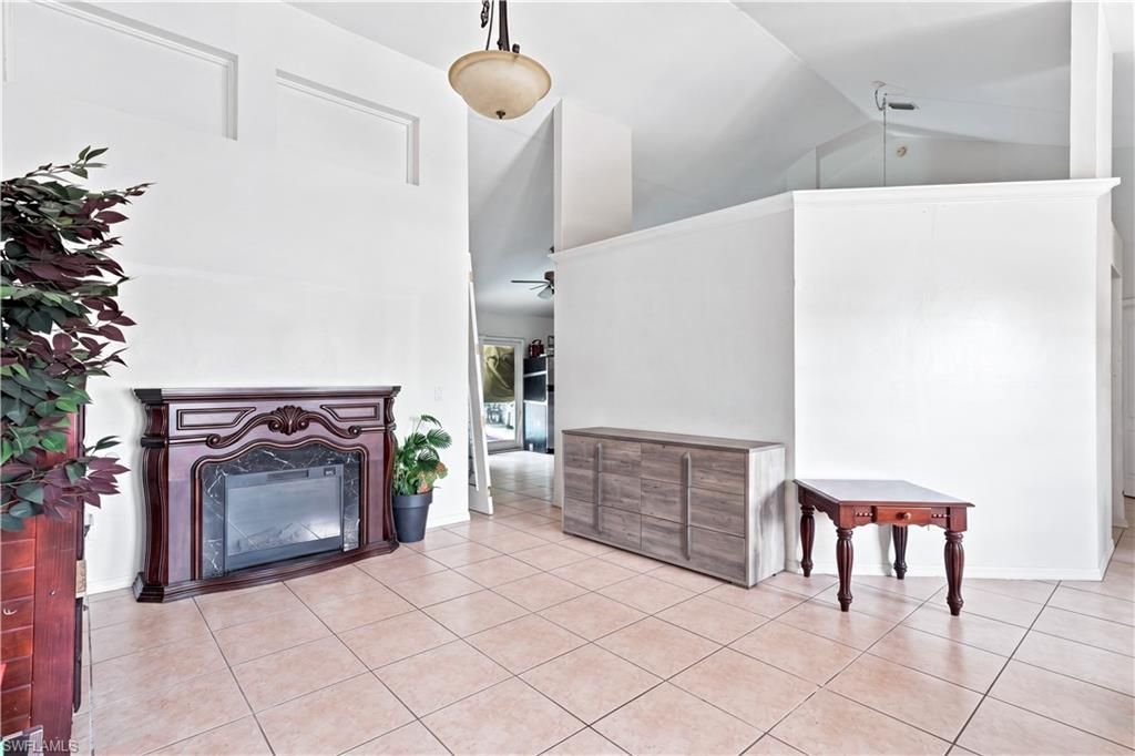 1140 Golden Gate Blvd W, Naples, FL 34120 Photo