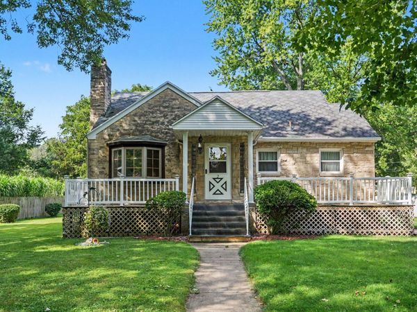 2 S Fairview Avenue, Niles, MI 49120