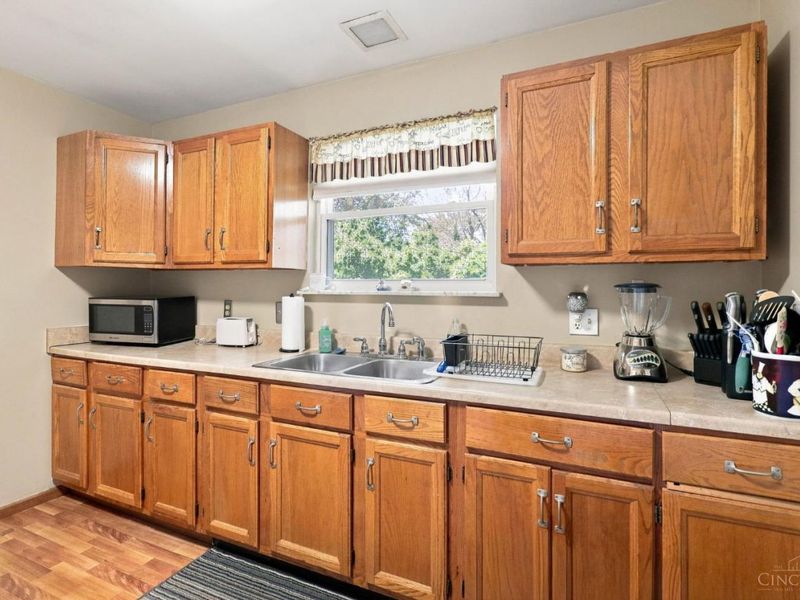 5778 Faysel Drive, Delhi Township, OH 45233 Photo 11