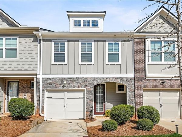 5140 Madeline Place , Stone Mountain, GA 30083
