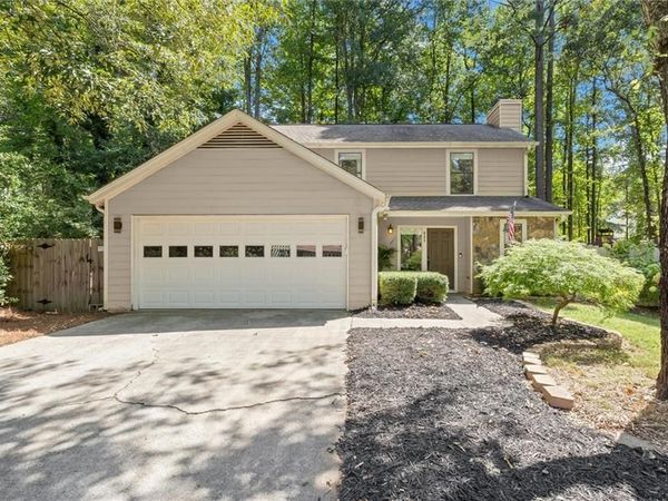 905 Laurel Mill Drive, Roswell, GA 30076