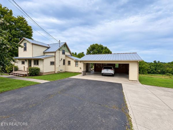 1839 Jayell Rd, Sevierville, TN 37862