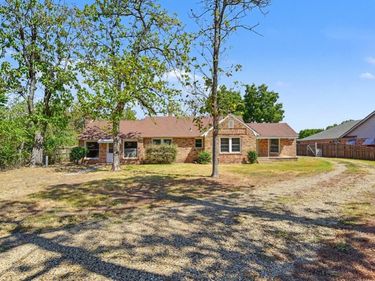 10609 Seagoville Road, Dallas, TX 75217