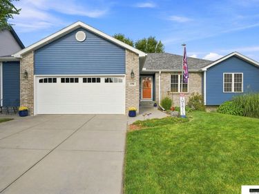 7701 S 41st Street, Lincoln, NE 68516