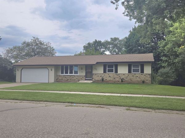 1936 River View Drive, Janesville, WI 53546