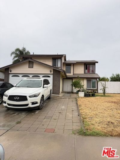 13097 Shirebourn Road, Moreno Valley, CA 92553 Main Photo