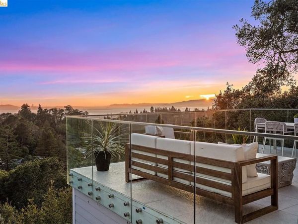 6577 Glen Oaks Way, Oakland, CA 94611