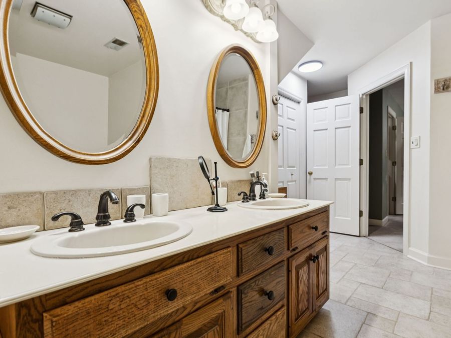 Property Image 81