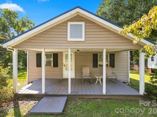 411 W 21st Street , Newton, NC 28658
