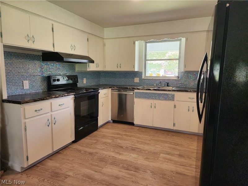 1645 Woodland Drive, Coshocton, OH 43812 Photo 17