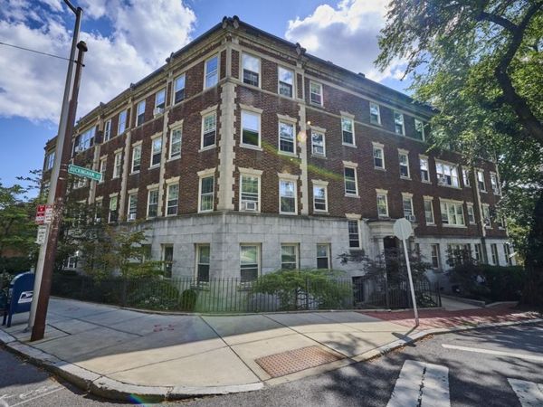 86 Buckingham St, Unit 23, Cambridge, MA 02138