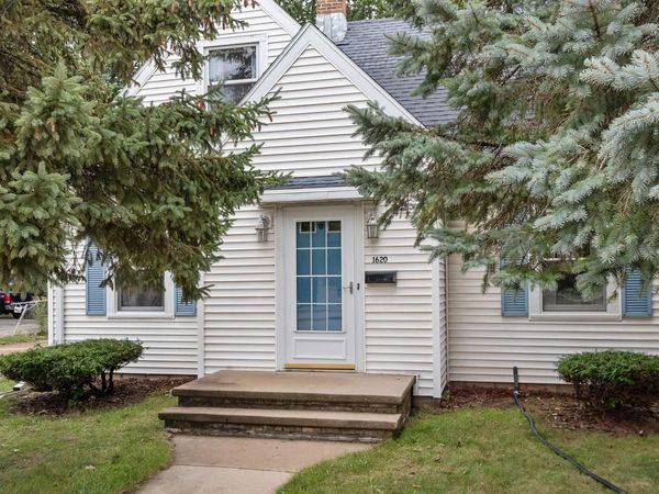 1620 N RICHMOND STREET, Appleton, WI 54911
