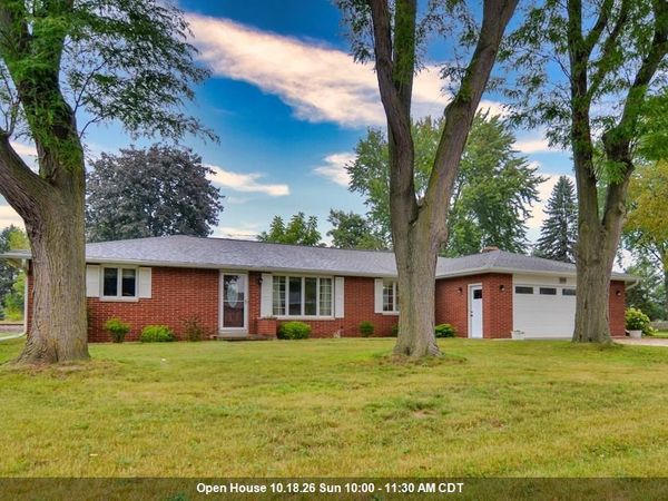 1040 DEBRA STREET, Wrightstown, WI 54180