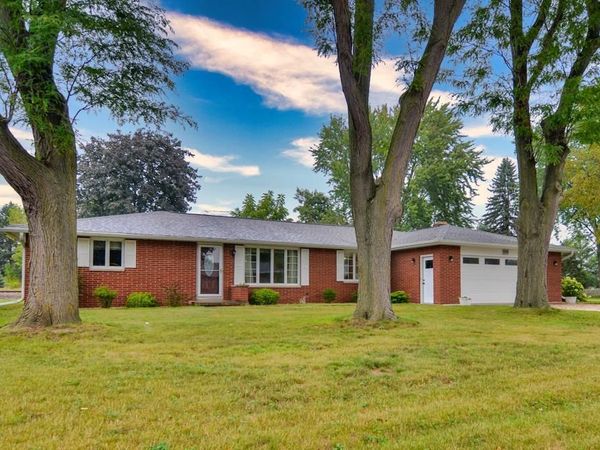 1040 DEBRA STREET, Wrightstown, WI 54180