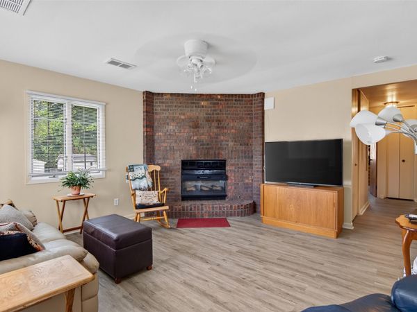 3503 SW 2nd Street, Des Moines, IA 50315