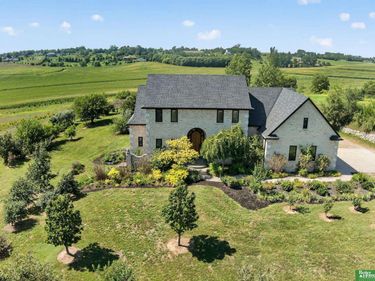11600 Old Mill Drive, Blair, NE 68008