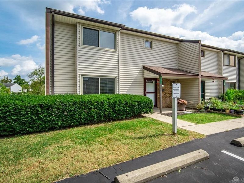 6447 Harbinger Lane, Miamisburg, OH 45449 Photo 2