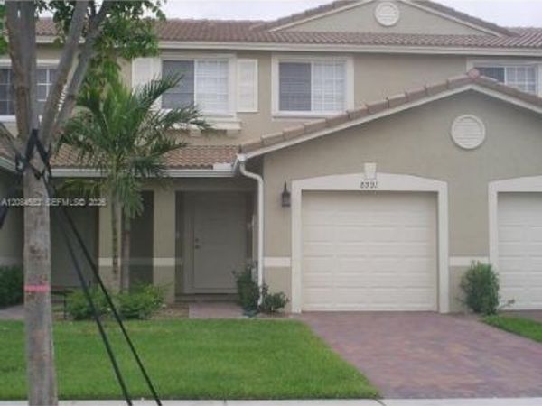 9128 Chambers St, Unit 9128, Tamarac, FL 33321