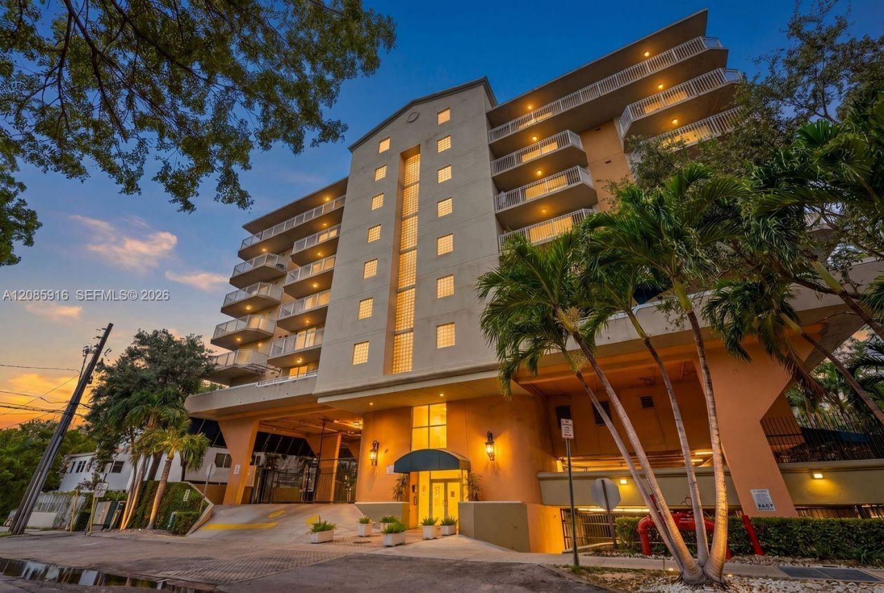 1650 Coral Way, Unit 607, Miami, FL 33145 Photo